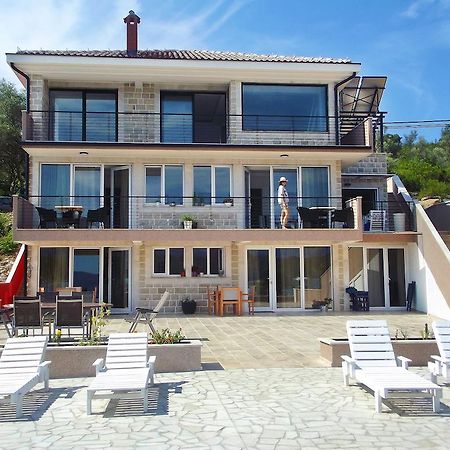 Aruba Apartments Tivat Eksteriør billede