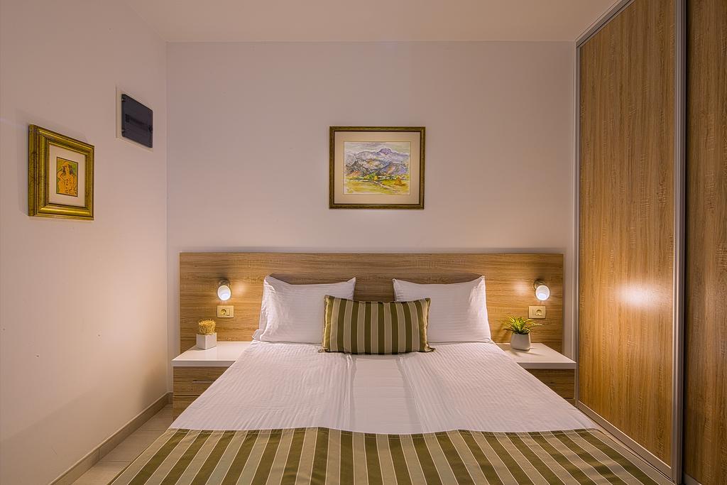 Aruba Apartments Tivat Eksteriør billede