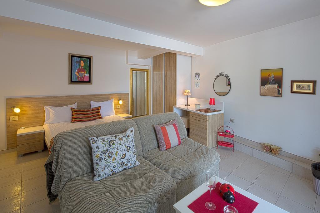 Aruba Apartments Tivat Eksteriør billede